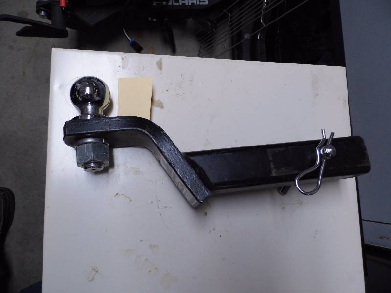 lot 89 image: Receiver Hitch