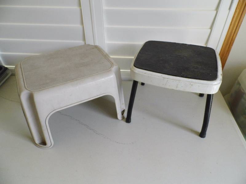 lot 154 image: Step Stools