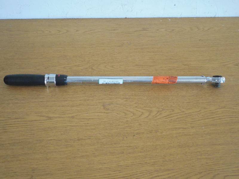 lot 4 image: Husky 50-250 ft. lbs. 12 in. Drive Torque Wrench