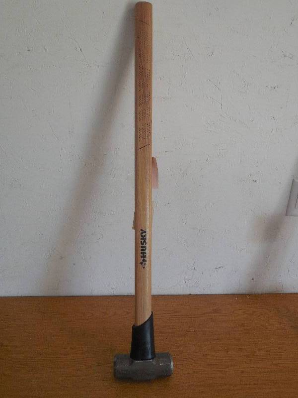 lot 9 image: Husky 6 lb. Sledge Hammer with 36 in. Hickory Handle