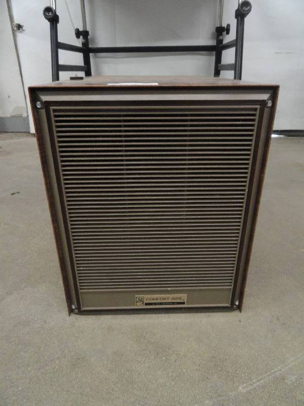 lot 16 image: Electric Dehumidifier