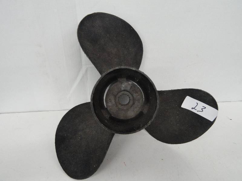 lot 23 image: Propeller Fiber