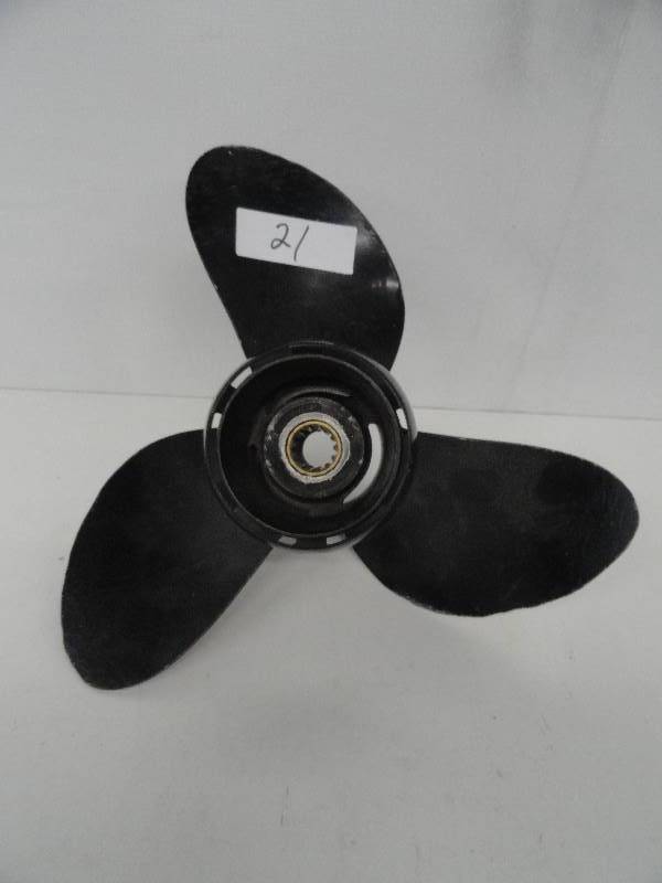 lot 21 image: Propeller