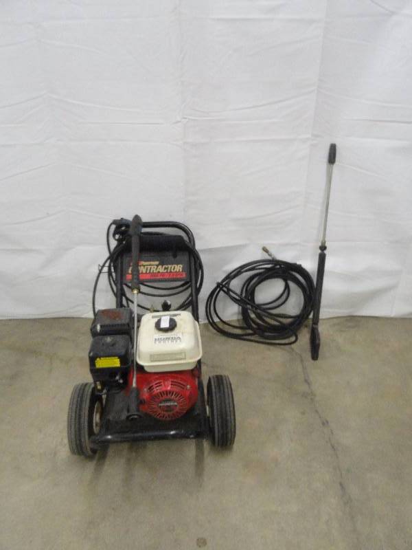 lot 31 image: Coleman Powermate