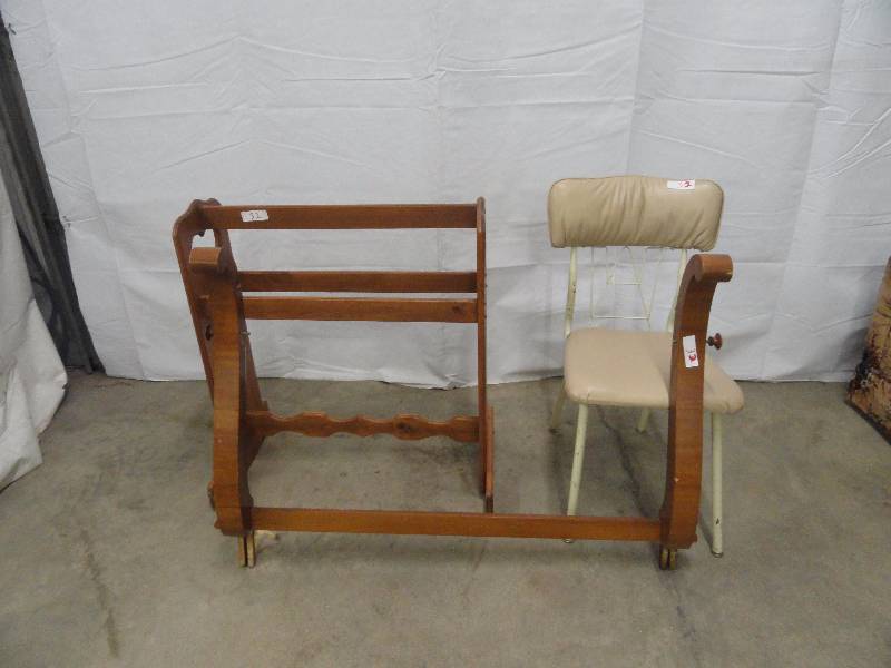 lot 32 image: Steel Chair and Blanket Rack