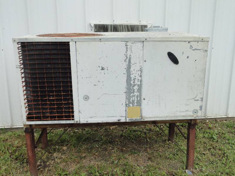 lot 35 image: Central Air Conditioner