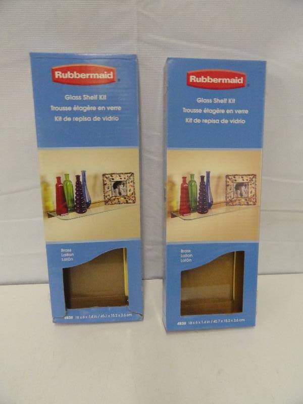 lot 40 image: Rubbermaid Glass Shelf Kit