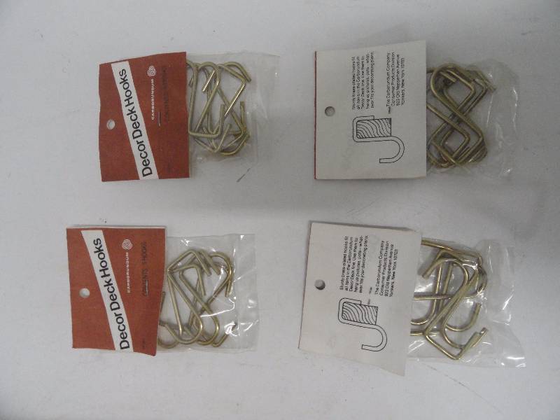 lot 41 image: Dcor Deck Hooks Large Lot Brass-Plated Hooks