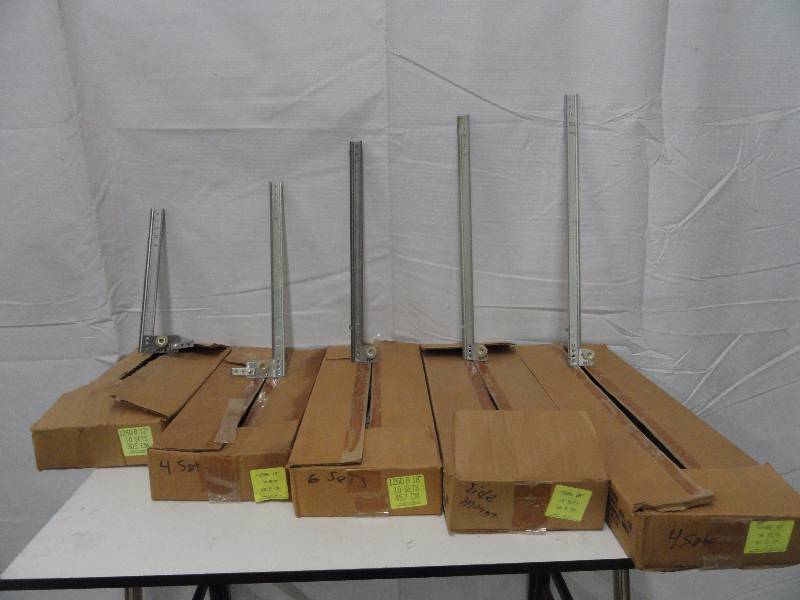 lot 43 image: Drawer Slides