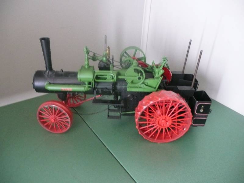lot 5 image: ERTL Millennium Case Steam Traction Engine - Tractor Farm Classics 116 Scale - See Pictures