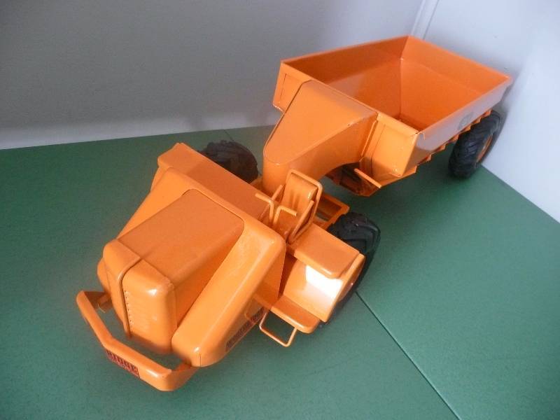 lot 6 image: S42 Vintage Doepke Wooldridge Earth Mover Dump Truck, Yellow - Rosemoyne OH - See Pictures - Very Nice & Valuable