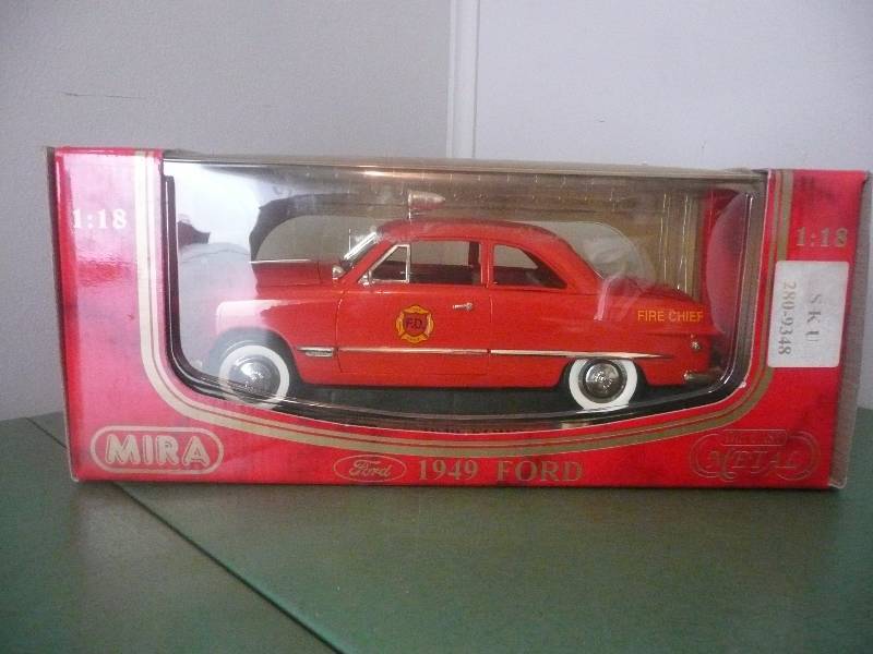 lot 42 image: 1949 Ford Fire Chief Car 2 Door - NOS - Mira Die Cast Metal 118 scale - Very Cool