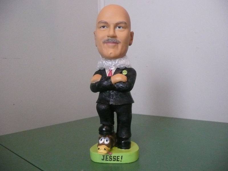lot 61 image: Jesse Ventura Bobblehead Minnesota - JV03 - 2002 - DFL - Rare - New In Box - Bobble Head