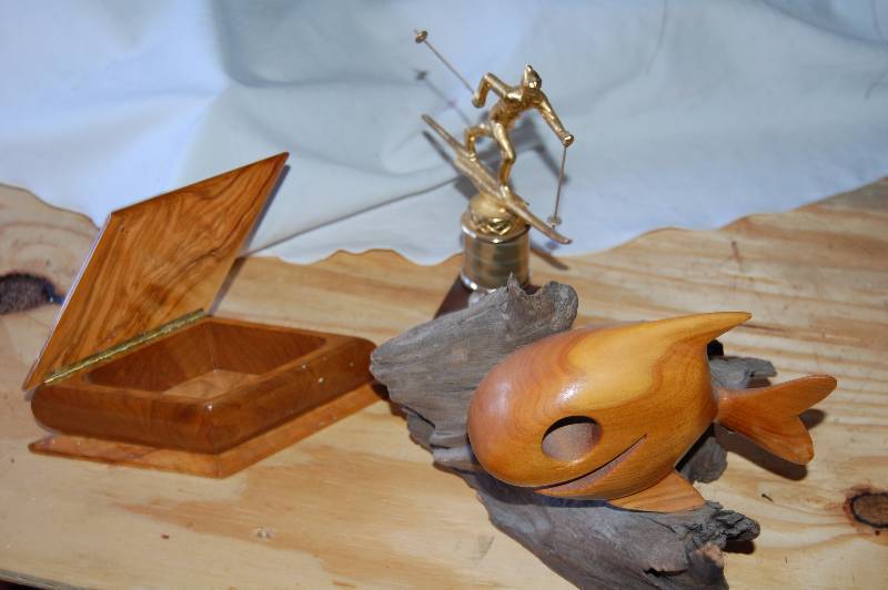 lot 17 image: Home Decor