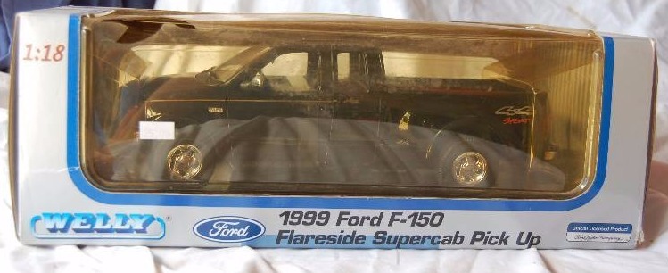 lot 48 image: Diecast Model Car