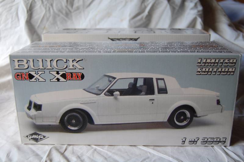 lot 66 image: Diecast Model Car