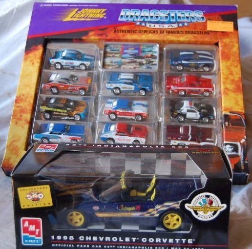 lot 72 image: Model Cars