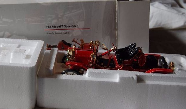 lot 82 image: Diecast Model Car