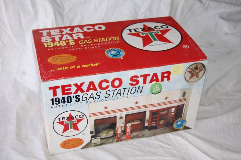 lot 94 image: Texaco Gas Station Model