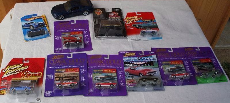lot 118 image: Toy Cars