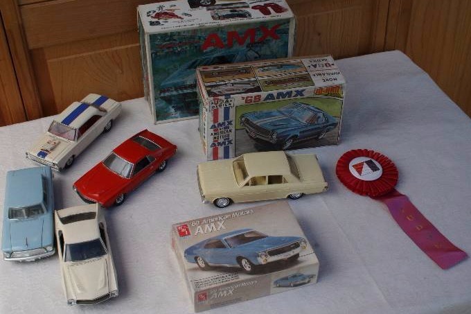 lot 122 image: Model Cars