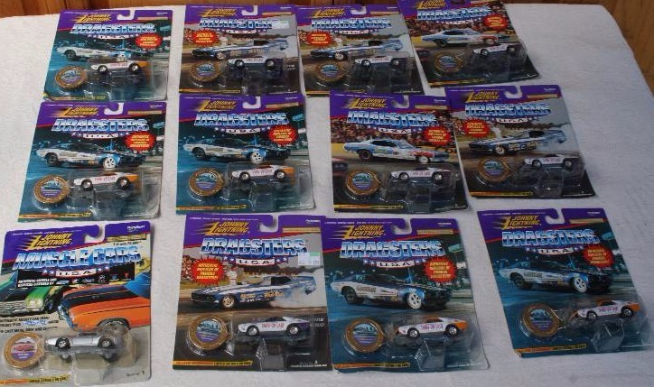 lot 129 image: Johnny Lightning Collectible Cars