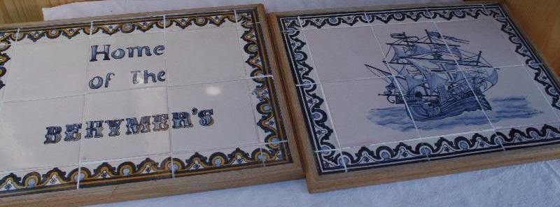 lot 137 image: Tile Folk Art