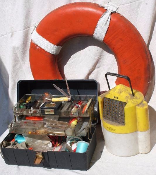 lot 177 image: Fishing Accessories