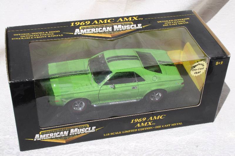 lot 189 image: Diecast Model Car