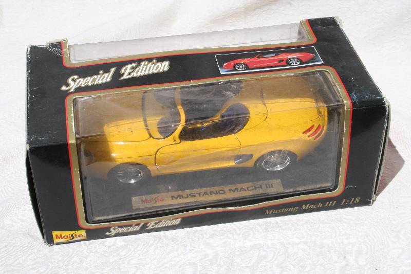 lot 194 image: Diecast Model Car