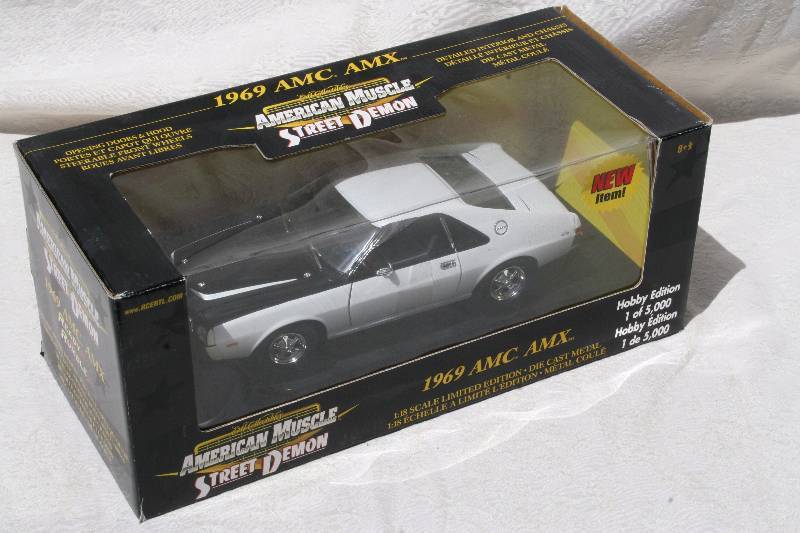 lot 201 image: Diecast Model Car