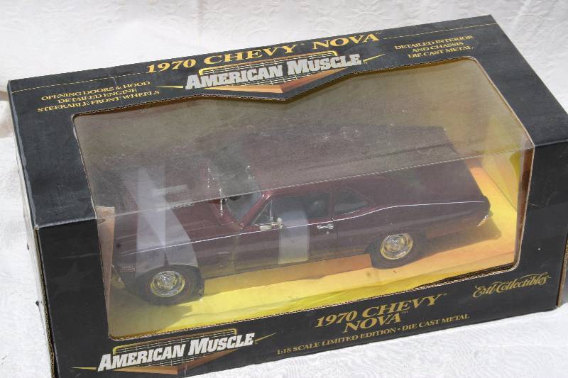 lot 210 image: Diecast Model Car