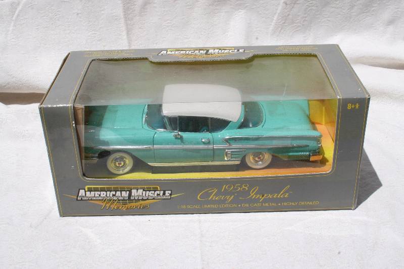 lot 212 image: Diecast Model Car