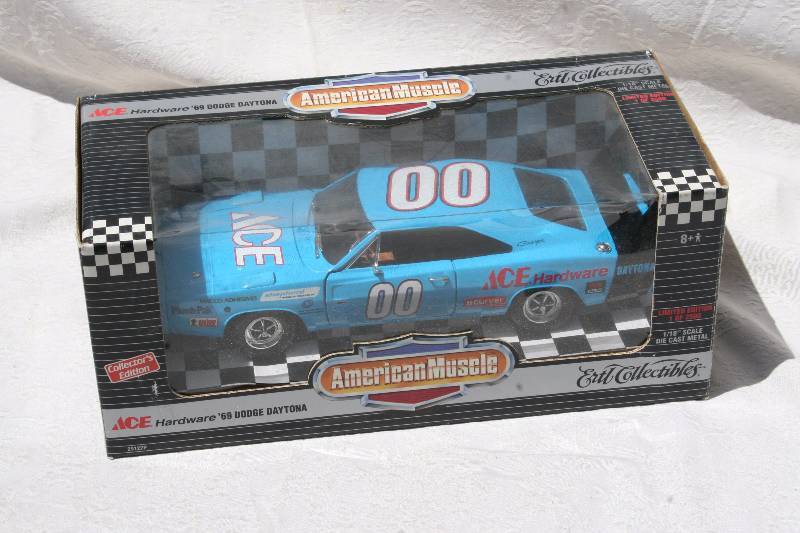 lot 217 image: Diecast Model Car