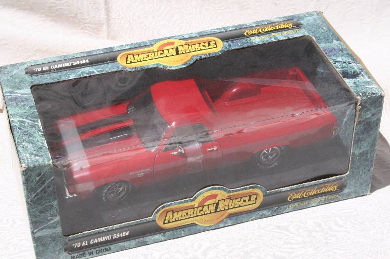 lot 218 image: Diecast Model Car