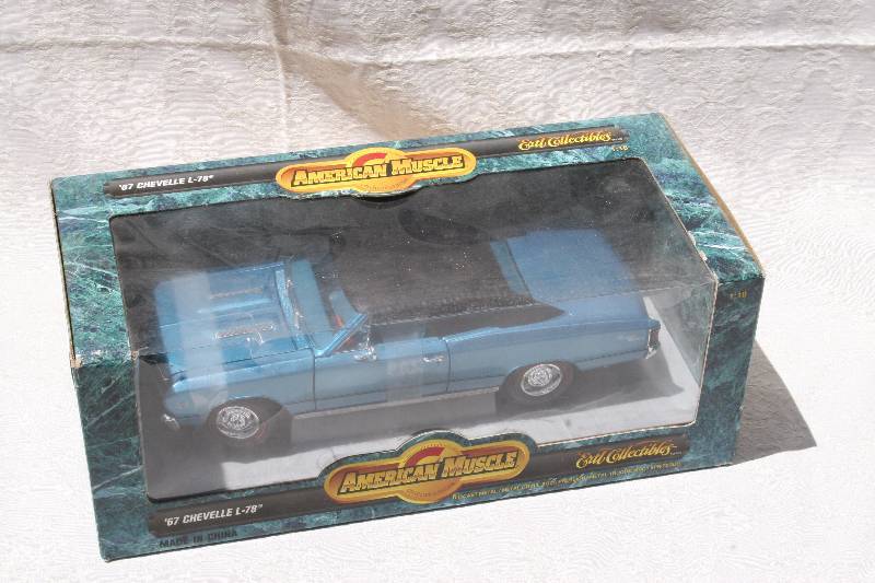 lot 225 image: Diecast Model Car