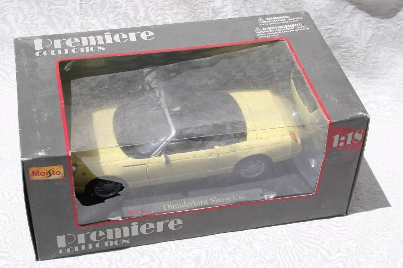 lot 226 image: Diecast Model Car