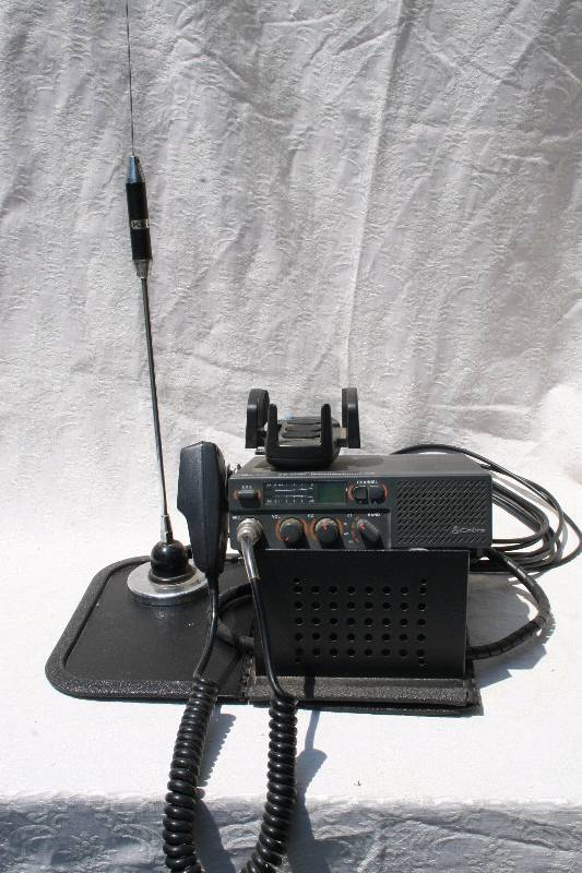 lot 286 image: CB Radio