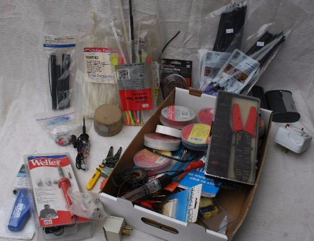 lot 322 image: Misc Electrical Box Tools and Accessories