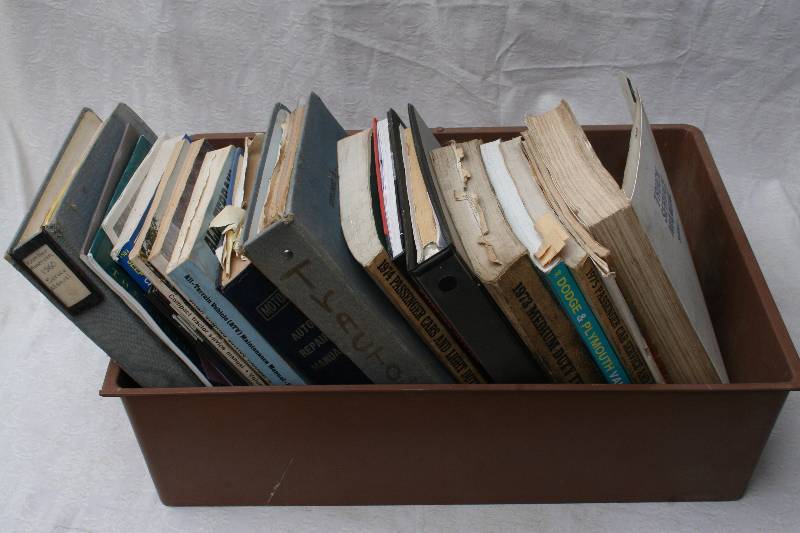 lot 330 image: Shop Manuals
