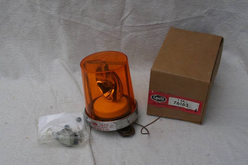 lot 386 image: Saftey Light