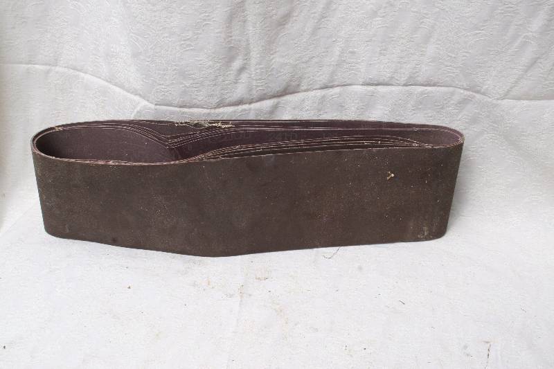 lot 415 image: Belt Sander Belts
