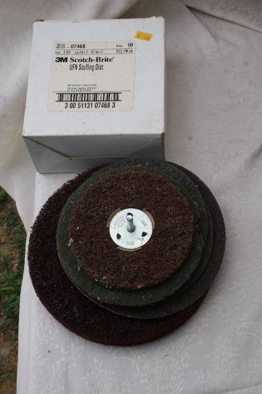 lot 423 image: Scuffing Discs