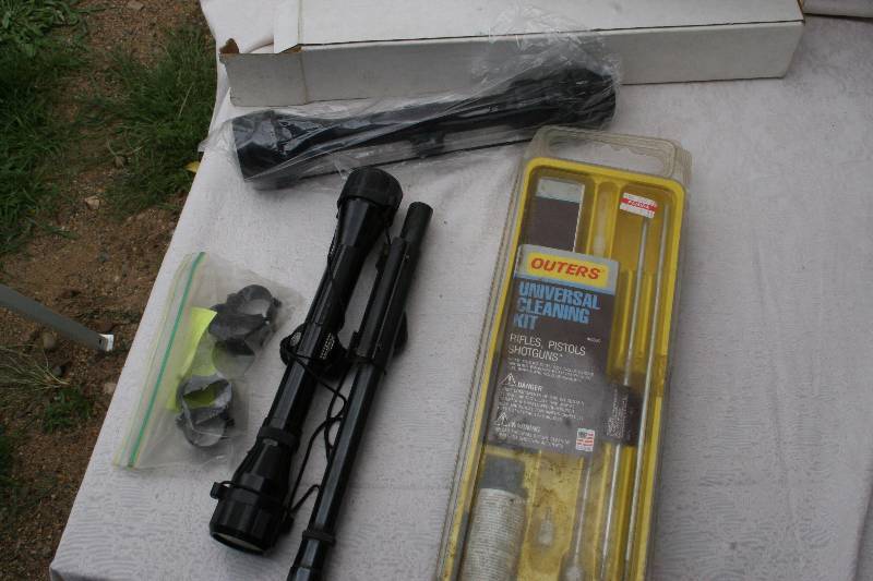 lot 427 image: Gun Accessories