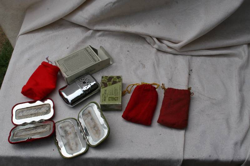 lot 431 image: Hand Warmers