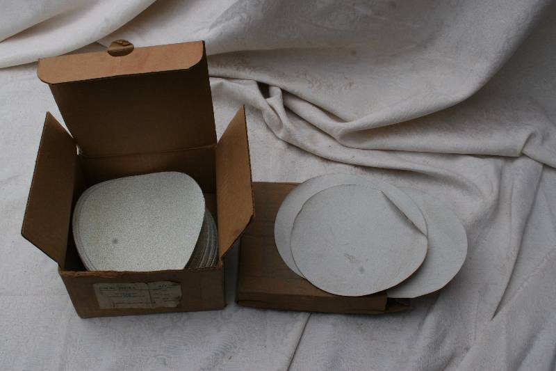 lot 432 image: Sanding Discs