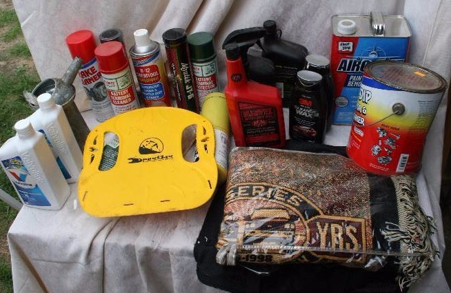 lot 442 image: Assorted Chemicals and Car Accessories