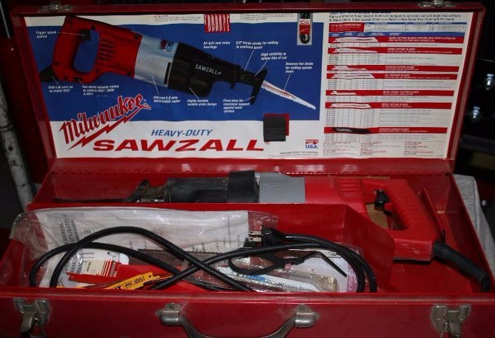 lot 451 image: Sawzall