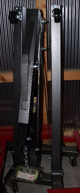 lot 468 image: Engine Hoist