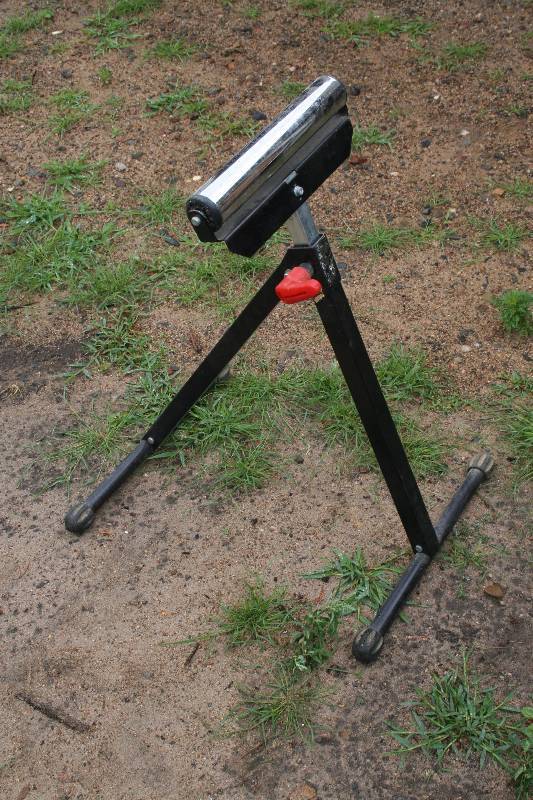 lot 473 image: Adjustable Roller Helper